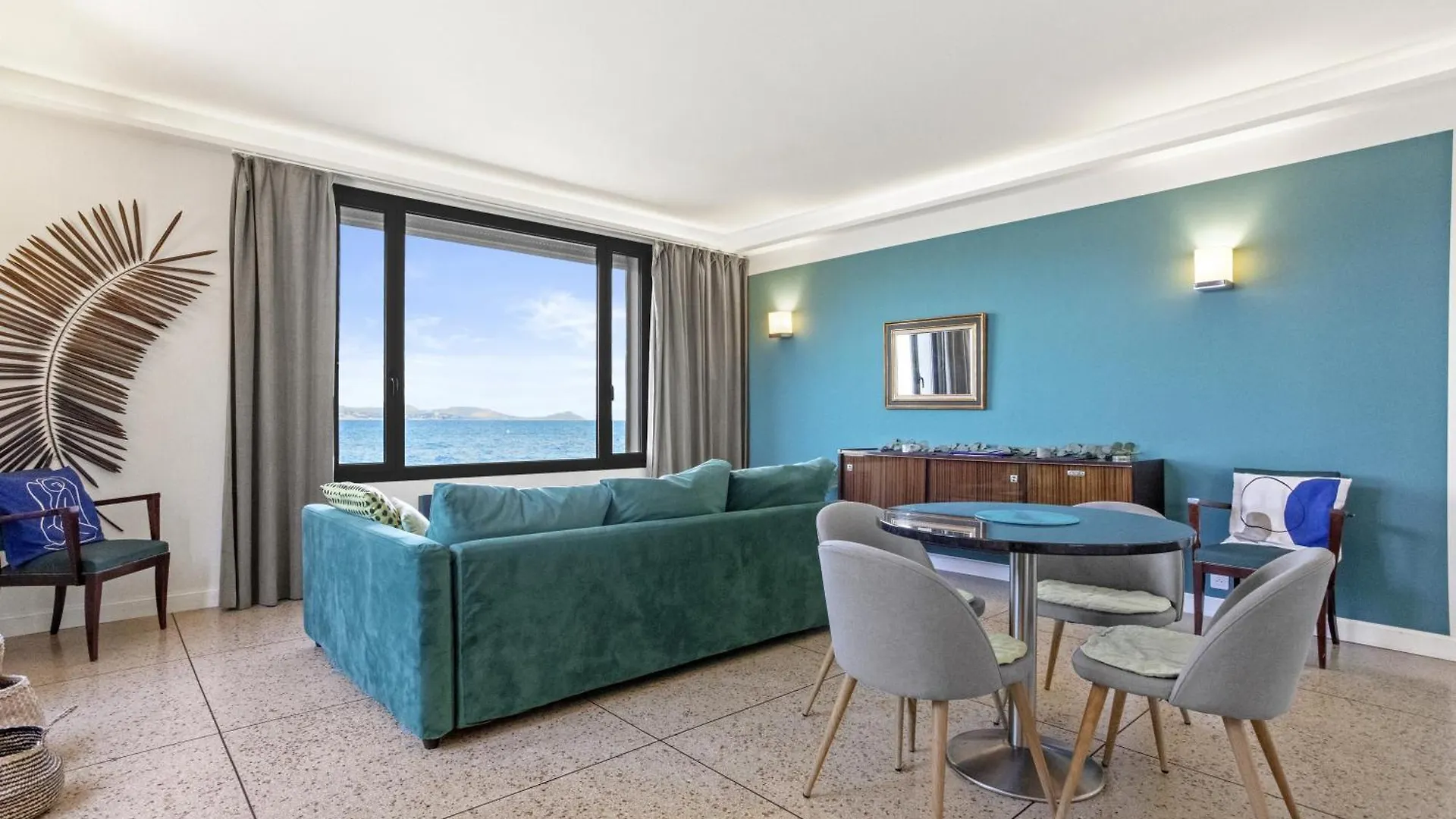 Apartment Unique Maison Pieds Dans L'Eau Frejus